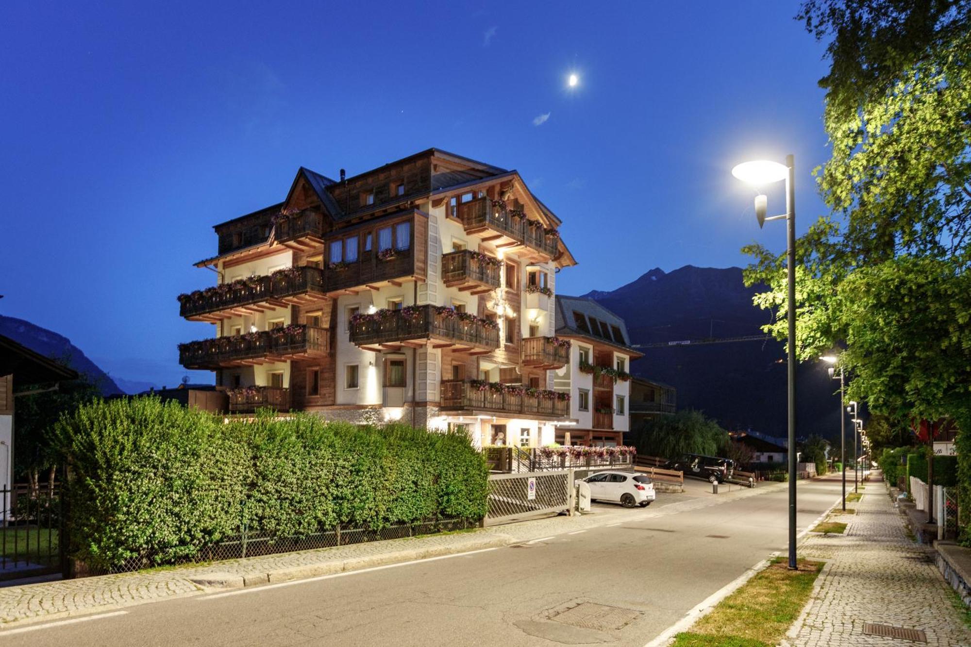 Sottovento Luxury Hospitality Hotel Bormio Ngoại thất bức ảnh